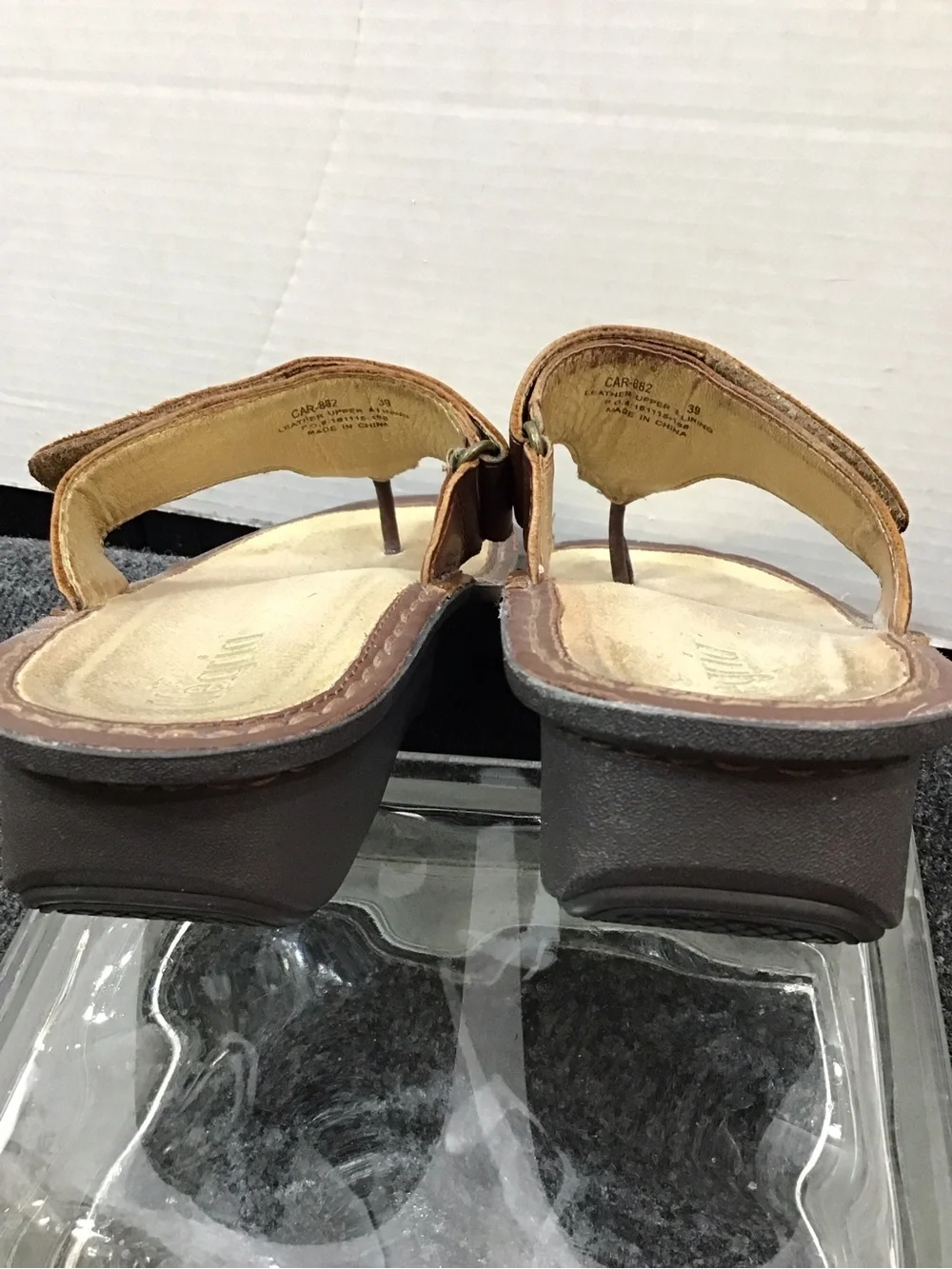 Alegria Carina Brown Leather Thong wedge Sandals Decorative Medallion 39